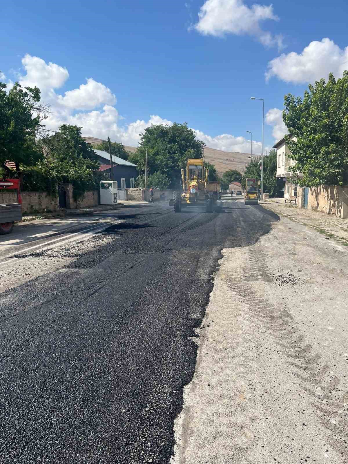 Bünyan’da asfalt çalışmaları sürüyor

