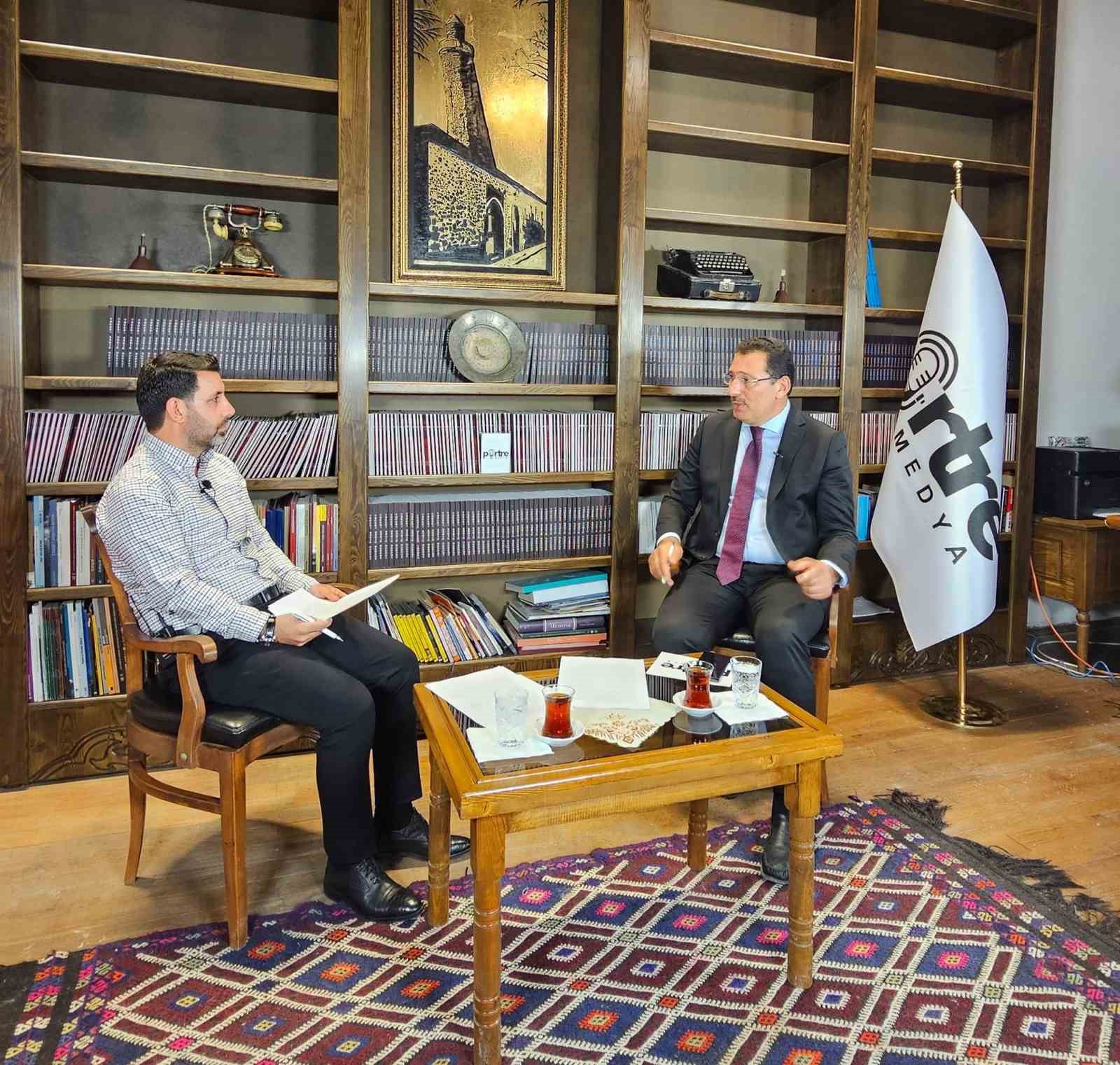 Se&ccedil;im İşleri Başkanı Yavuz&rsquo;dan erken se&ccedil;im a&ccedil;ıklaması
