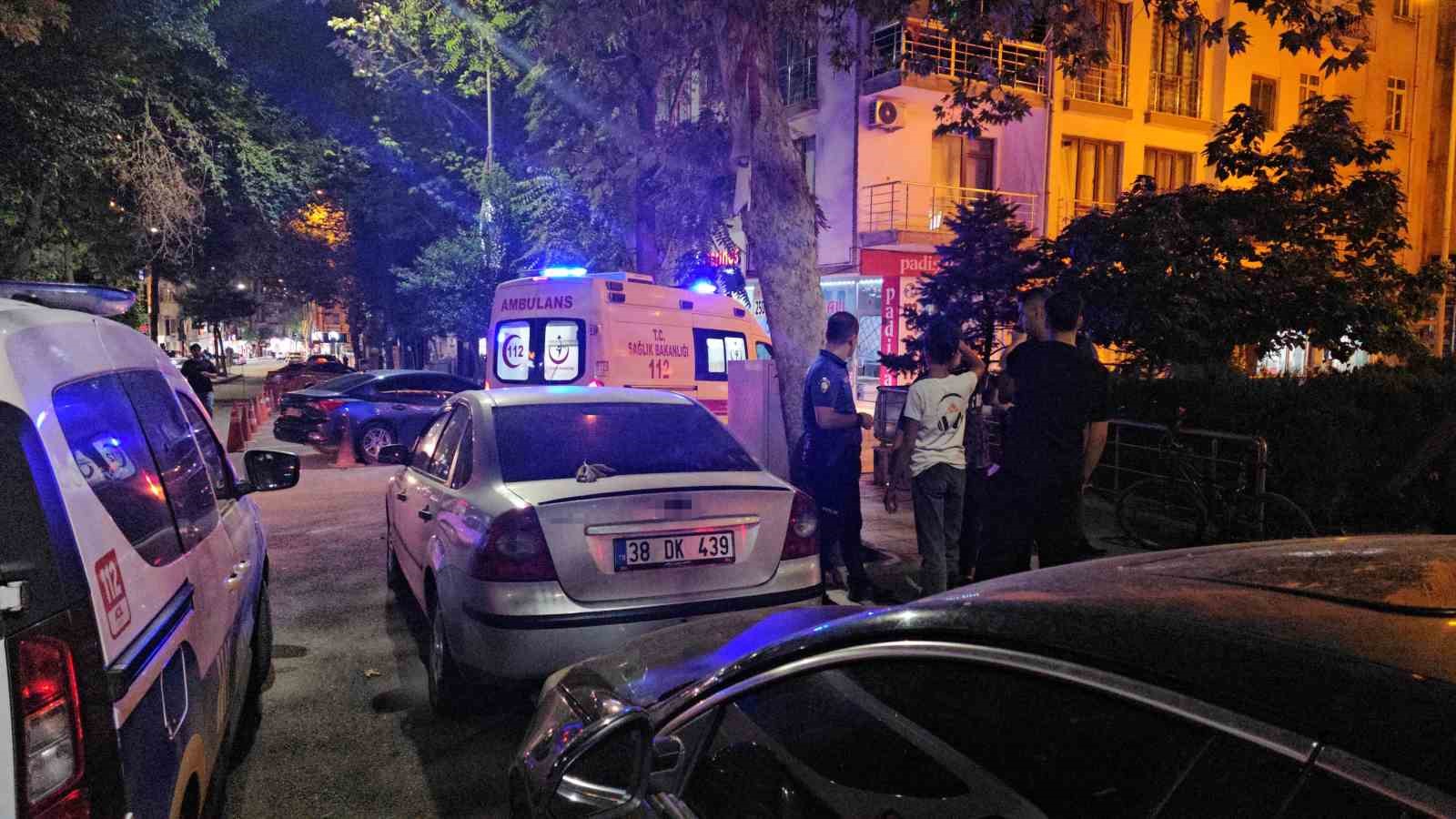 Elazığ’da bıçaklı kavga:1 yaralı