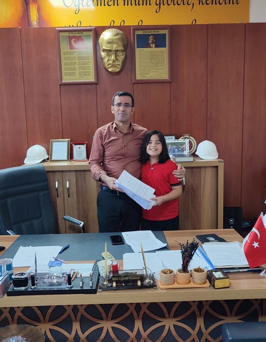 Vefat eden m&uuml;d&uuml;rlerinin adının yaşatılması i&ccedil;in harekete ge&ccedil;tiler
