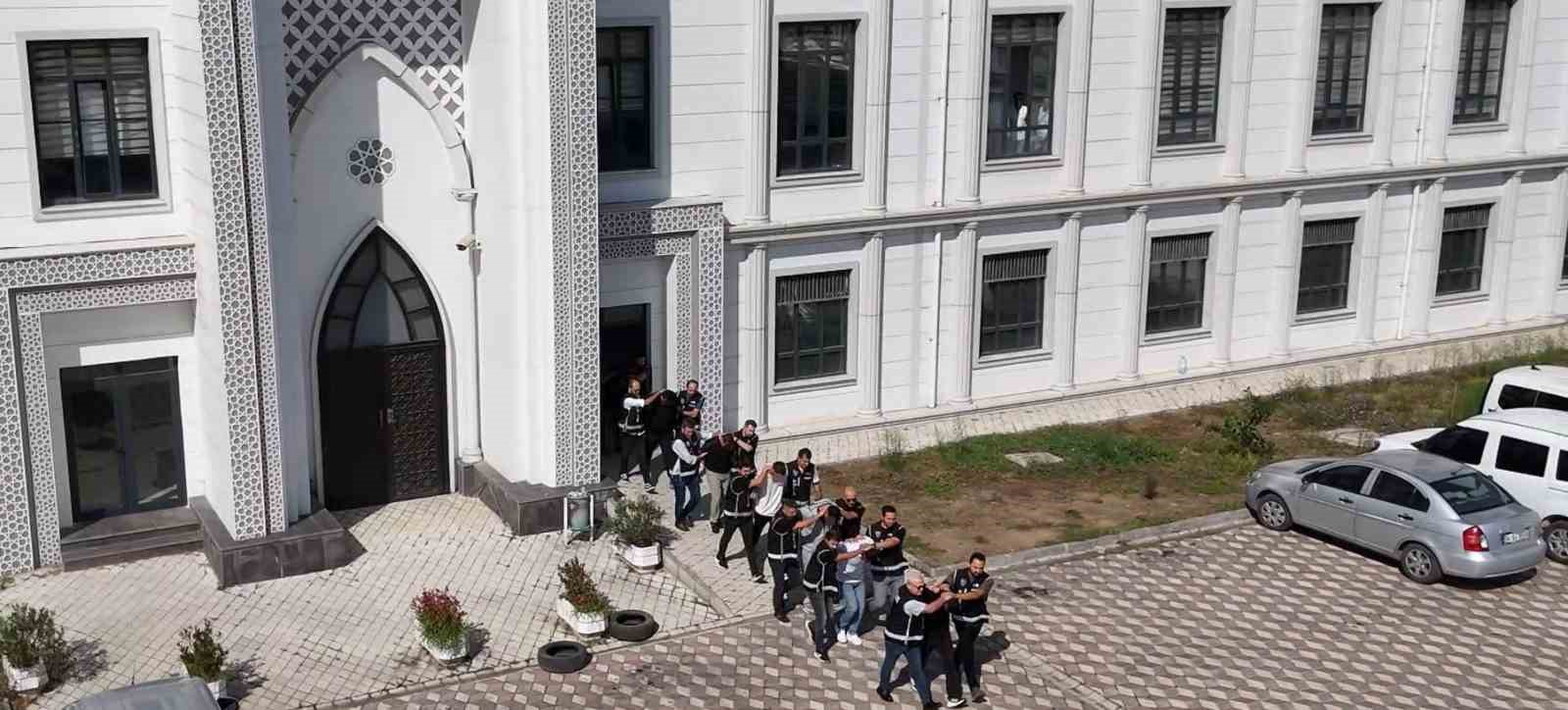 FETÖ’cüleri deşifre eden isme silahlı saldırı: 7 tutuklama