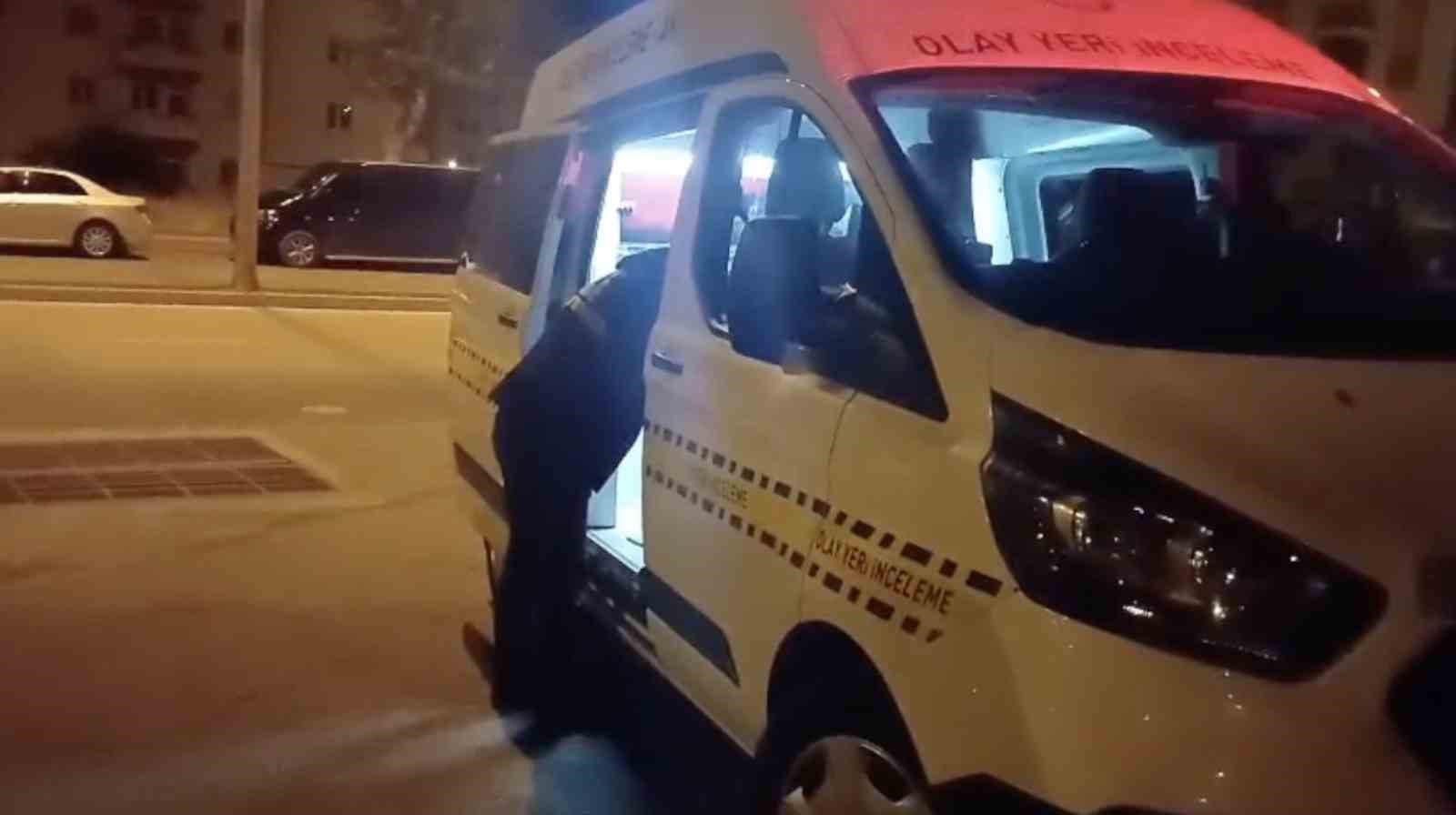 &Ccedil;orum&rsquo;da tartışma kanlı bitti: 25 yaşındaki gen&ccedil; başından ağır yaralandı
