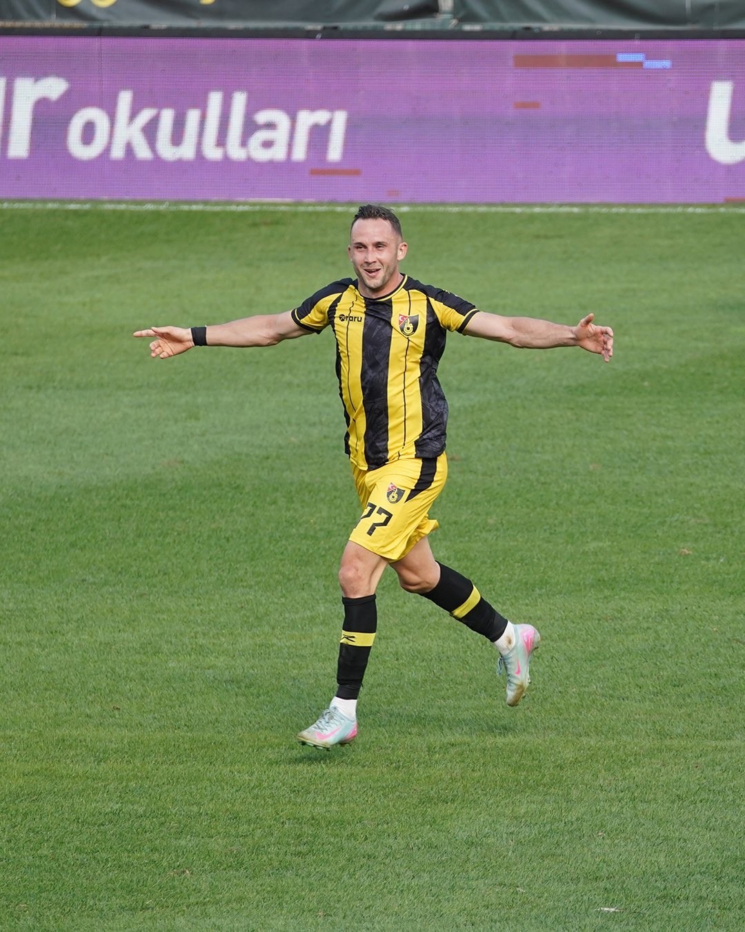 Trendyol 1. Lig: İstanbulspor: 4 - Ümraniyespor: 0