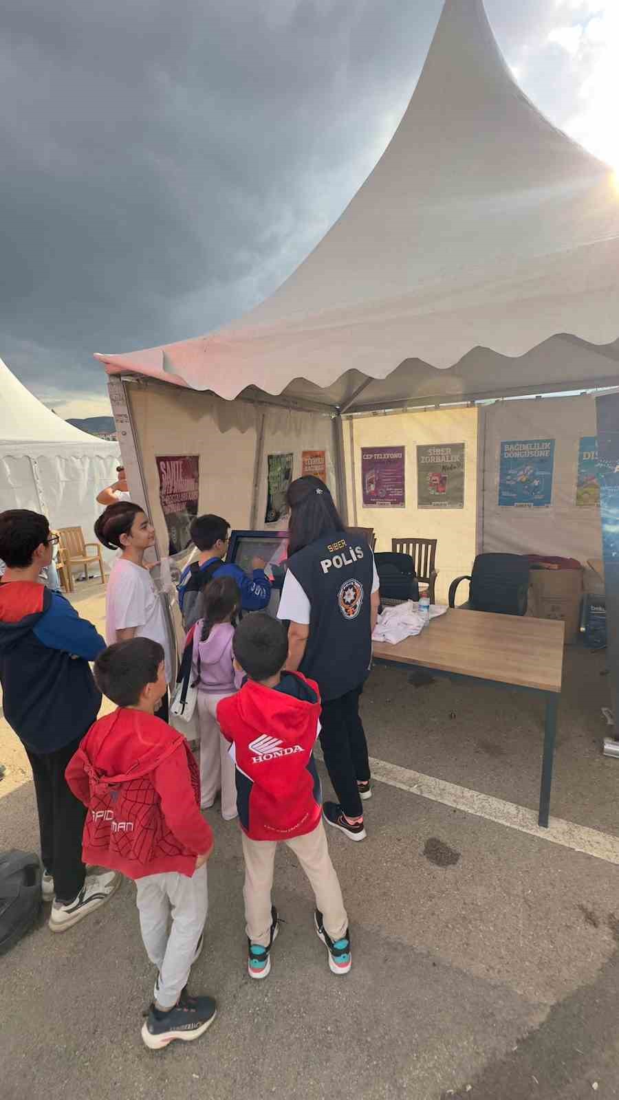 Siberay programı çerçevesinde yaklaşık 90 bin kişiye eğitim verildi
