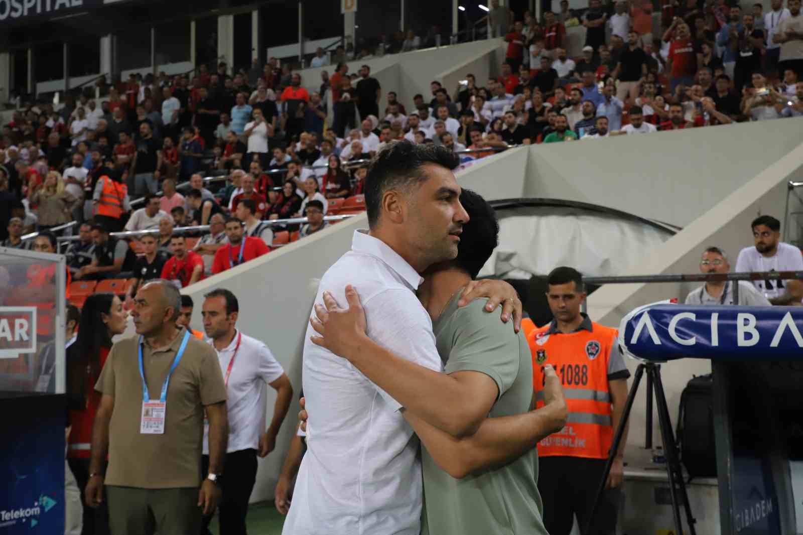 Trendyol Süper Lig: Gaziantep FK: 0 - Kocaelispor: 0 (Maç devam ediyor)