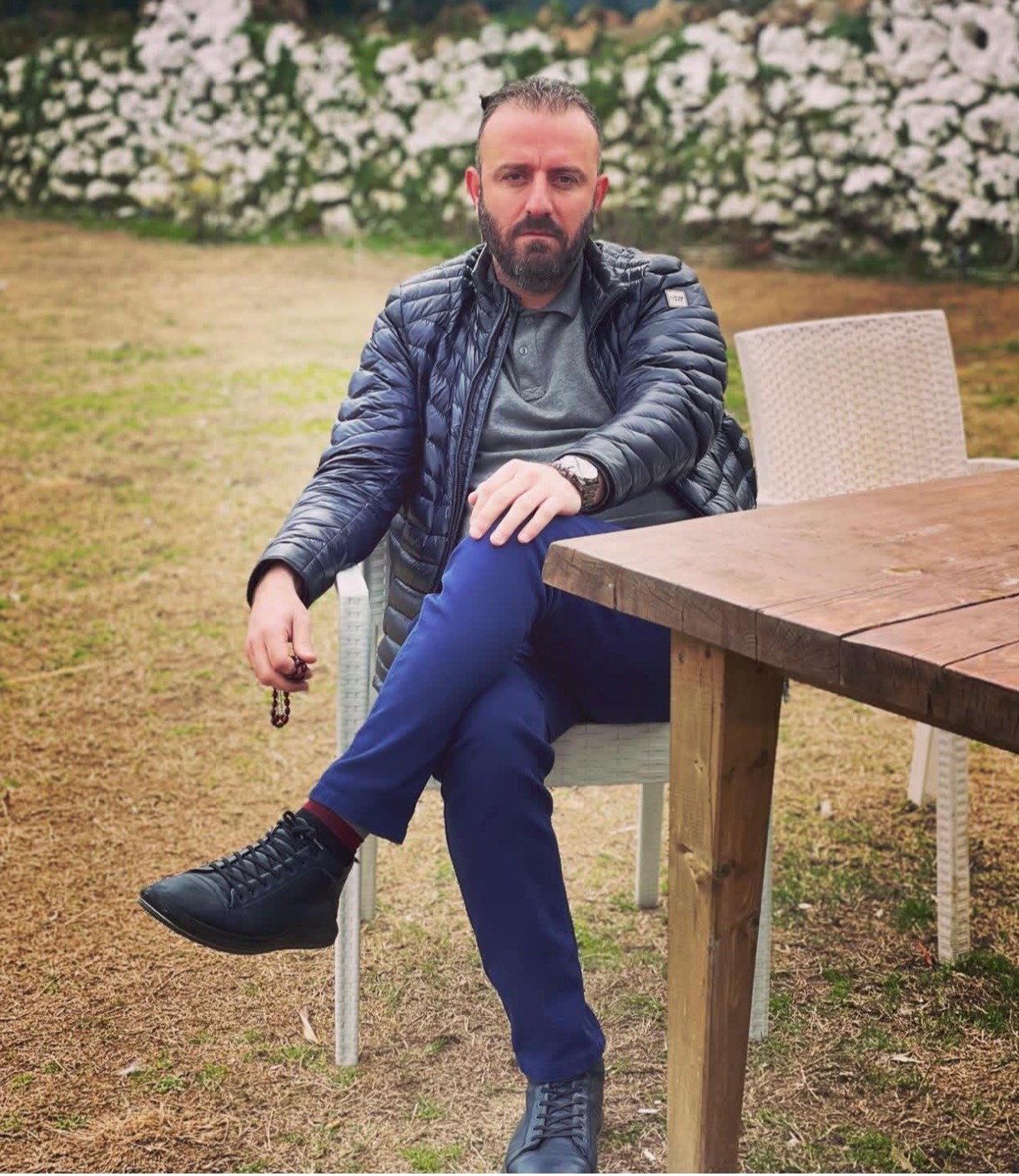 Trabzonsporlu eski futbolcunun oğlunu &ccedil;ıkan tartışmada vurarak &ouml;ld&uuml;ren şahıs tutuklandı
