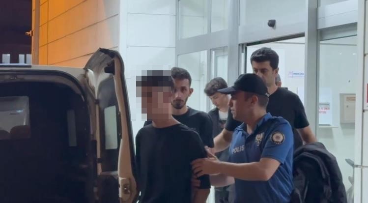 Amasra&rsquo;da bı&ccedil;aklı kavga: 7 yaralı
