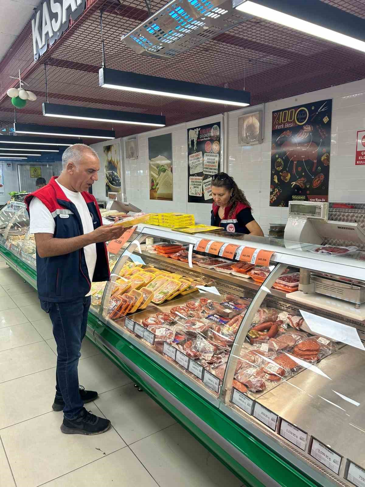 Efeler’de hafta sonu mesaisi