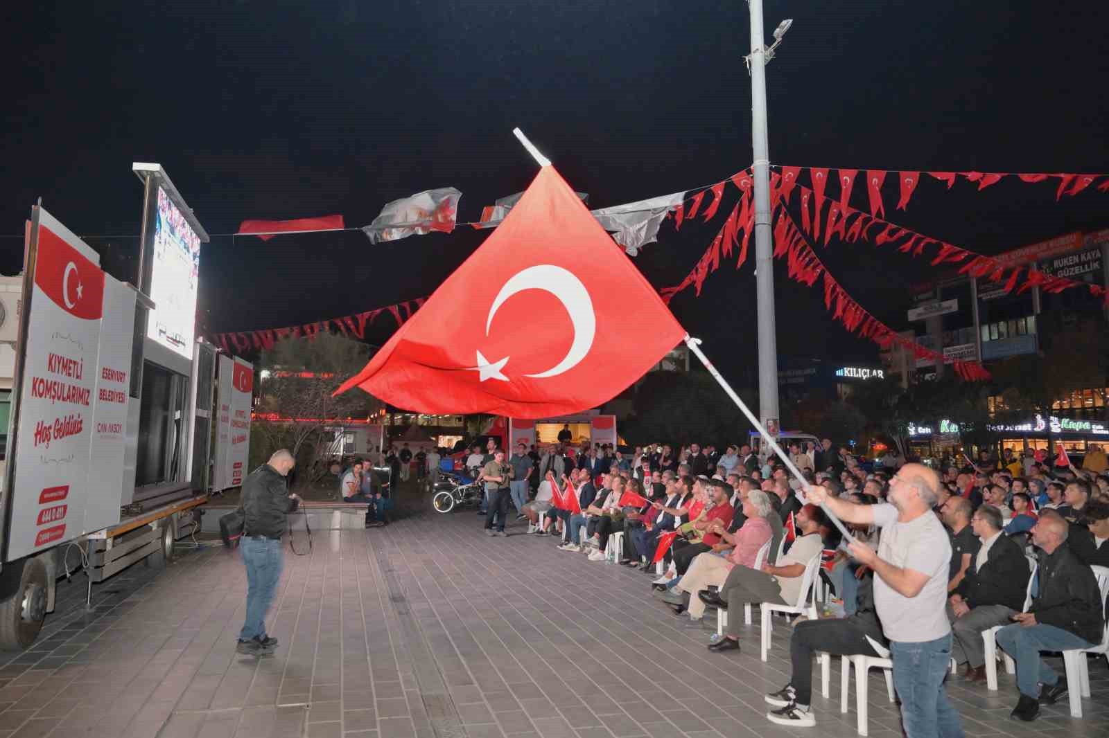EuroBasket final heyecanı Esenyurt’ta yaşandı