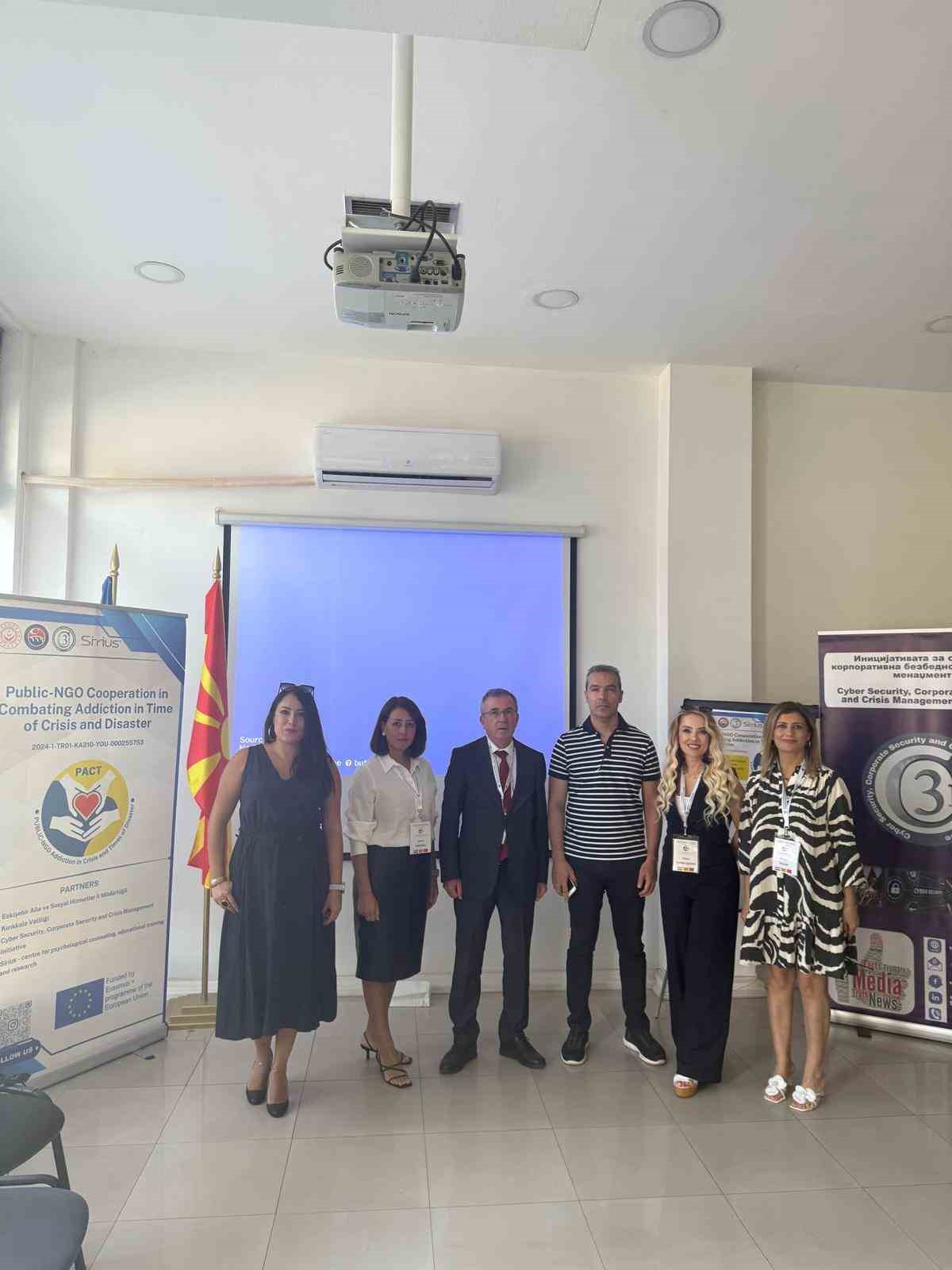 Kriz anlarında bağımlılıkla mücadele masaya yatırıldı