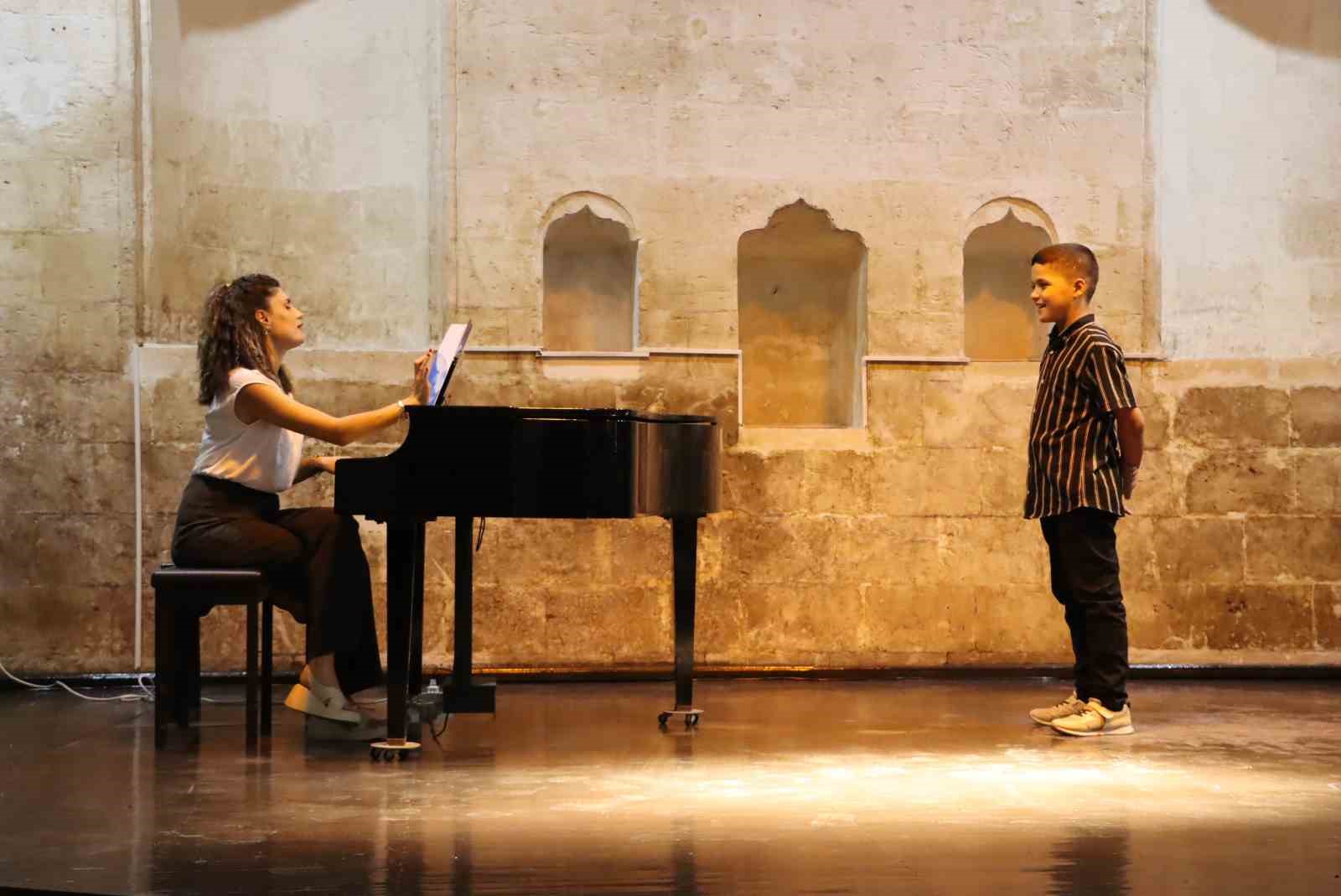 Büyükşehir Belediyesi geleceğin sanatçılarını seçti