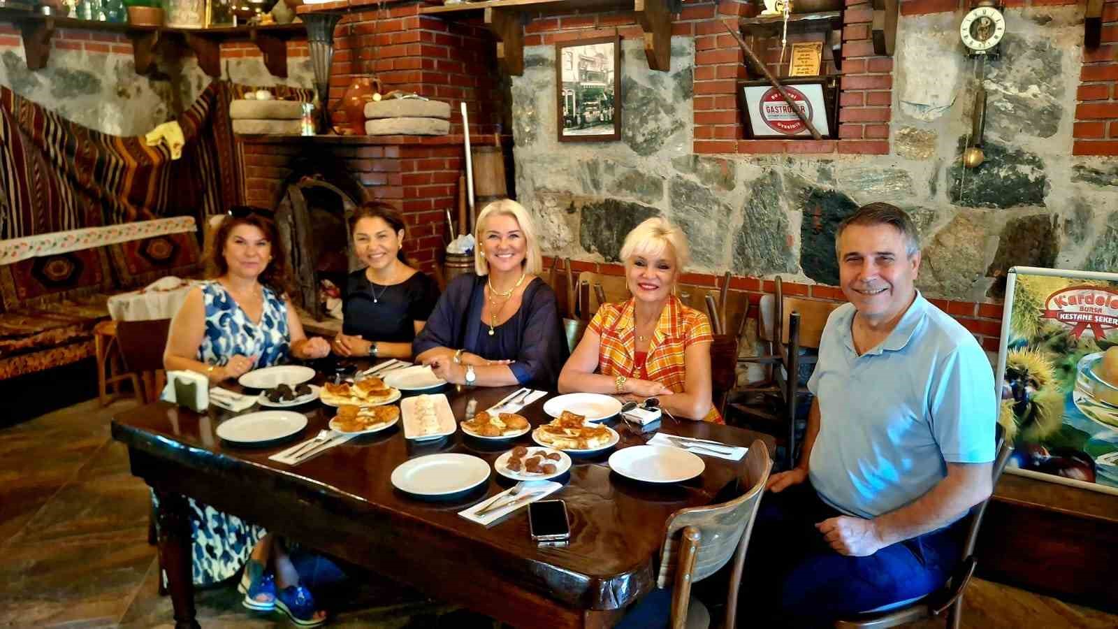 Gülgûn Feyman’dan Kardelen Kestane Şekeri’ne ziyaret
