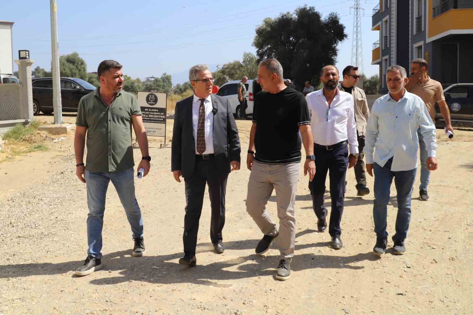 Nazilli Belediyesi Yıldıztepe’de yol yenileme çalışmalarına başladı
