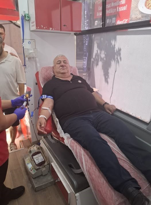 Denizli&rsquo;de esnaf ve vatandaşlara ilk yardım ve Heimlich manevrası eğitimi verildi
