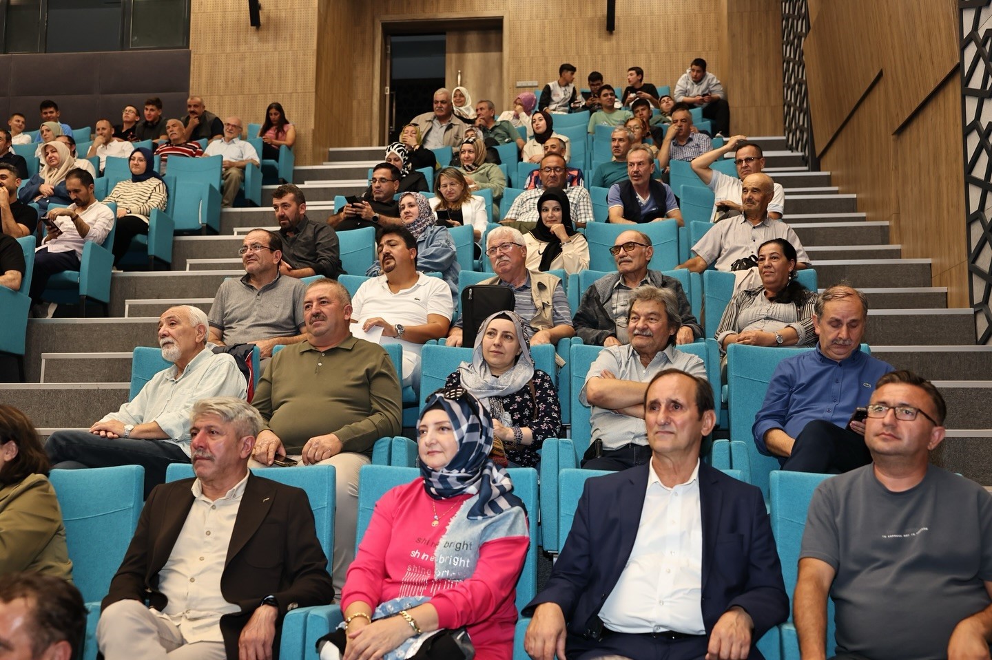 Kütahya Belediyesi’nden ’İsa Kahraman Saygı ve Şiir Akşamı’ etkinliği