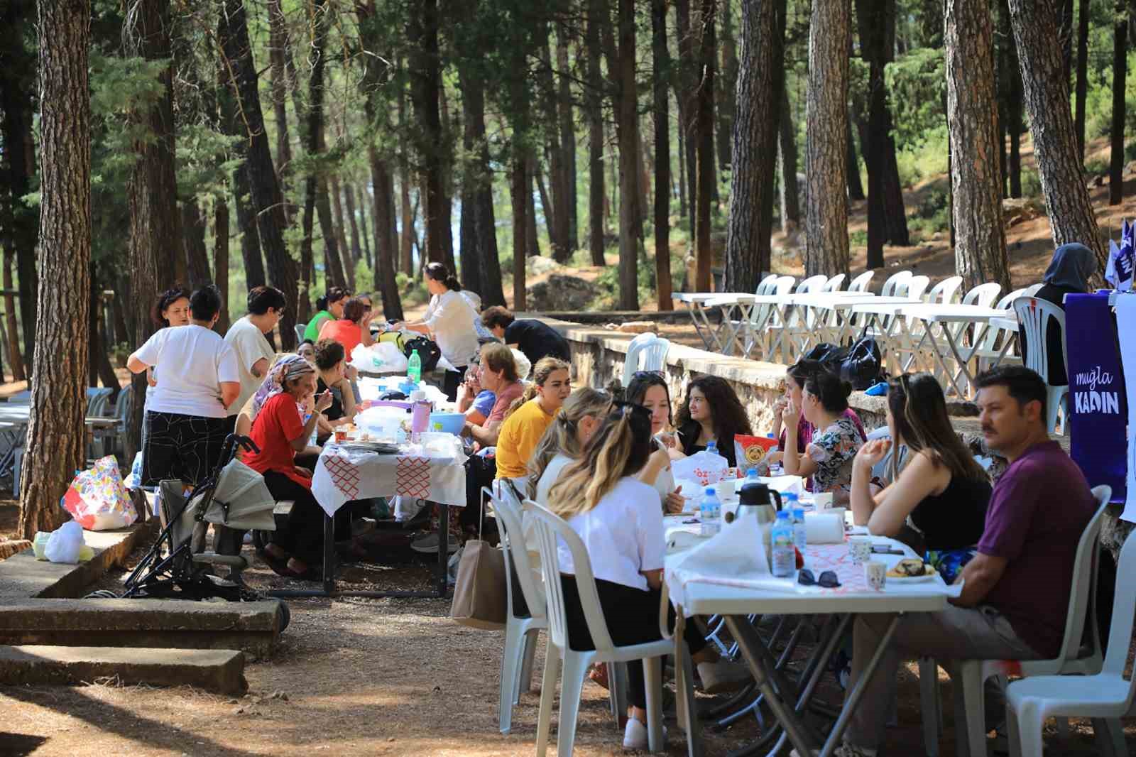 Yaşam Merkezleri kursiyerleri piknikte buluştu