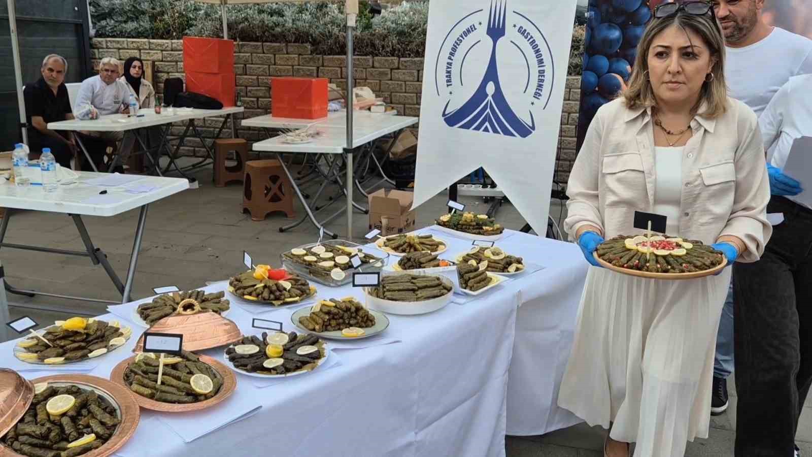 Bağ Bozumu Şenliği’nde sarmalar yarıştı