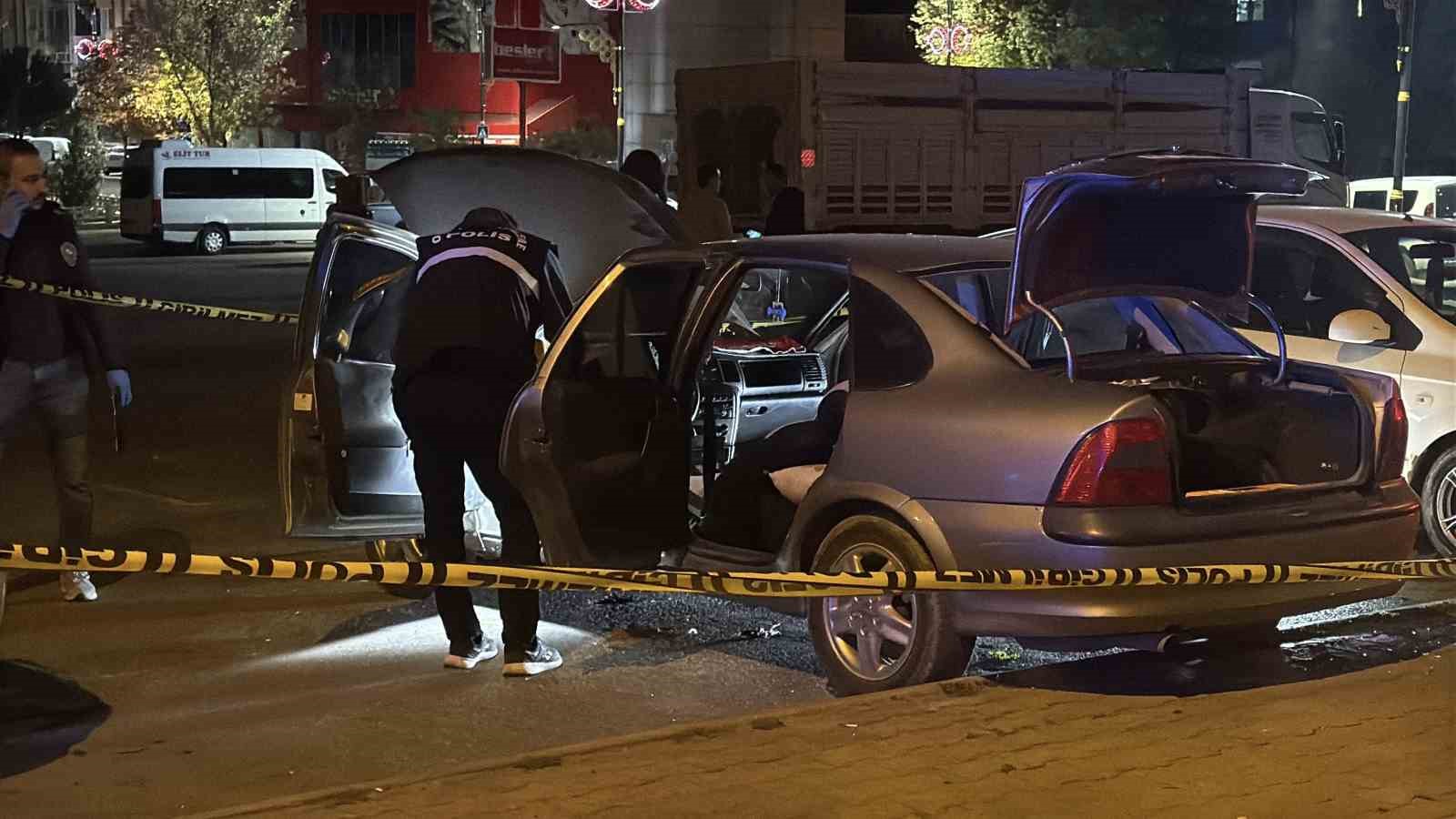 Otomobilde meydana gelen patlamada 1 &ccedil;ocuk hayatını kaybetti
