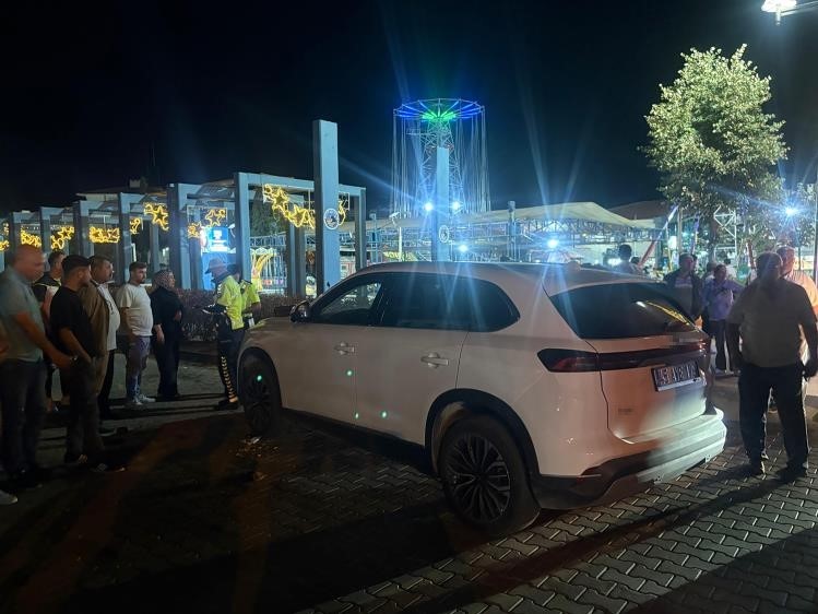 Kula&rsquo;da otomobil ile bisiklet &ccedil;arpıştı: 11 yaşındaki &ccedil;ocuk ağır yaralandı
