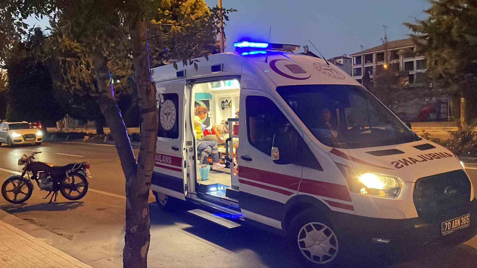 Otomobil, çarptığı motosikleti 70 metre sürükledi: 1 yaralı