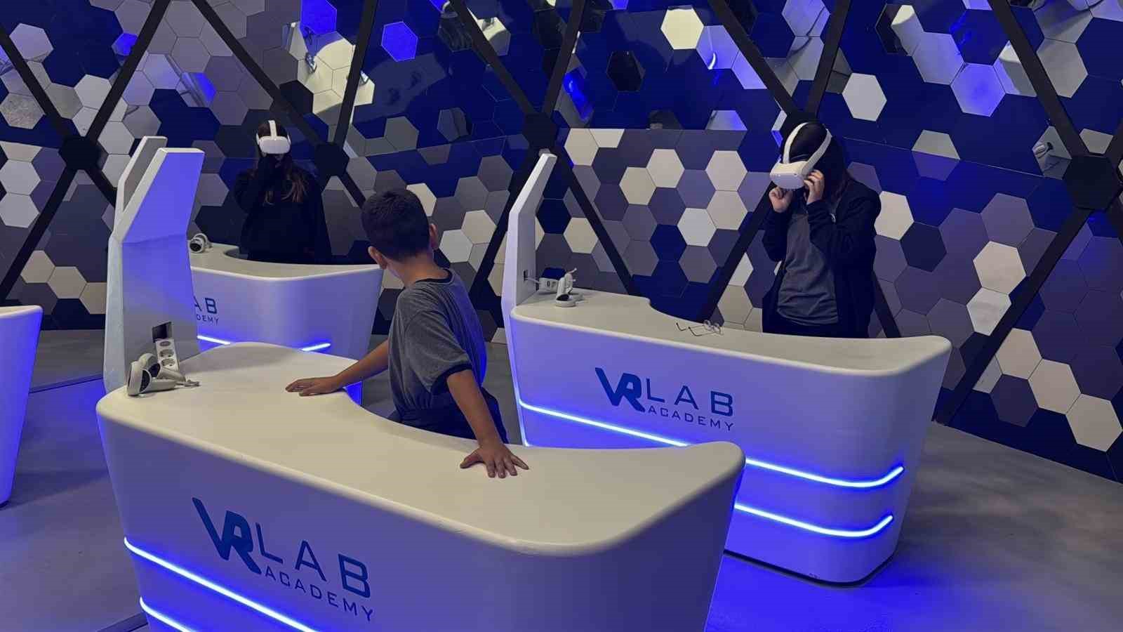 "Karabük Bilim ile Şenleniyor" etkinliği başladı