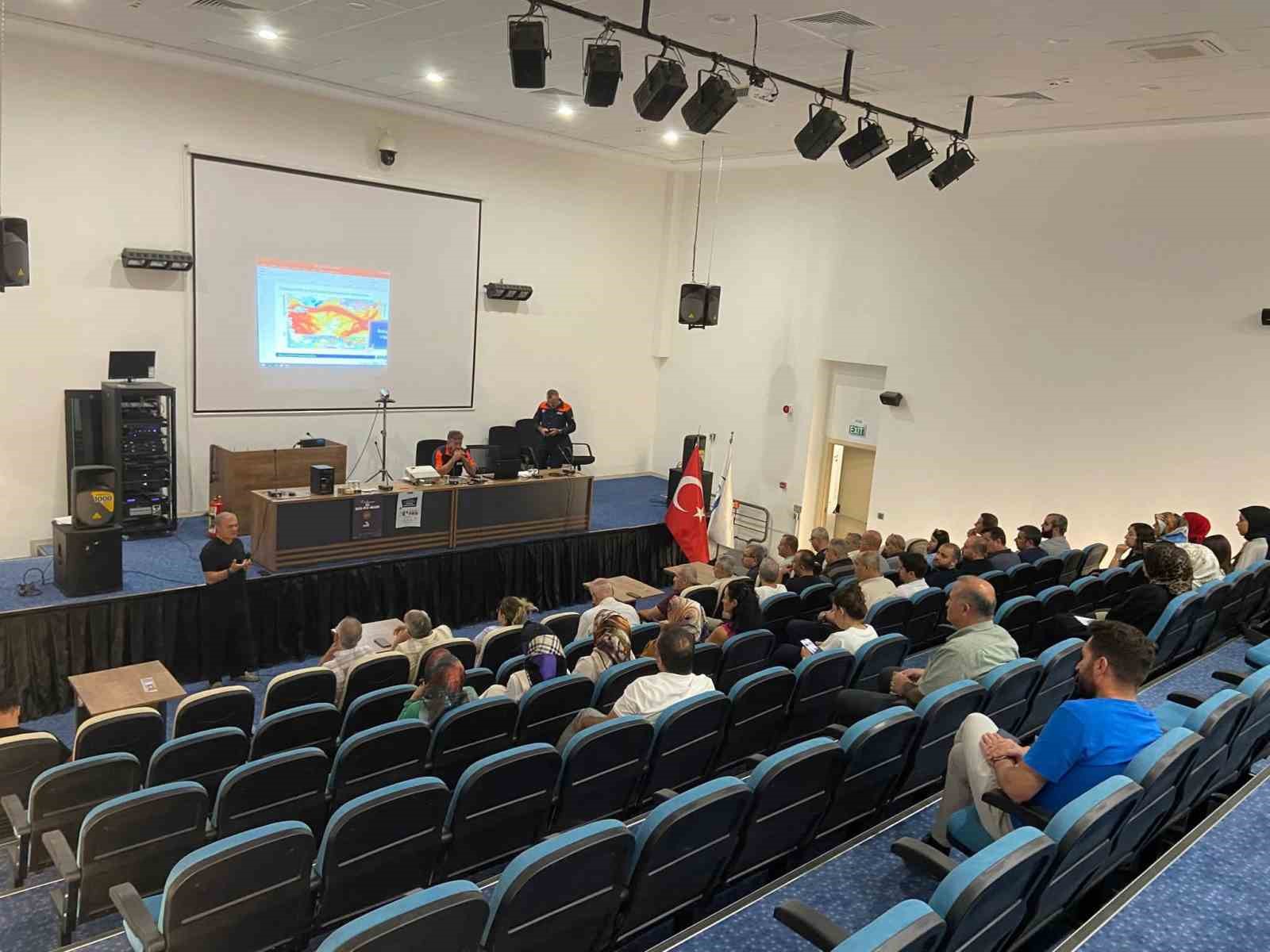 Elazığ&rsquo;da afet farkındalık, yangın ve tahliye tatbikatı
