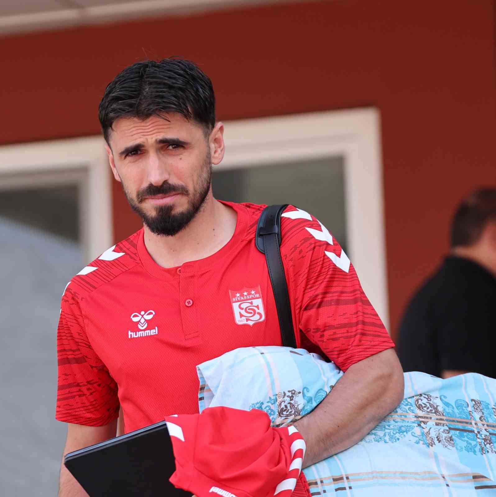 Sivasspor kafilesi Van’a gitti