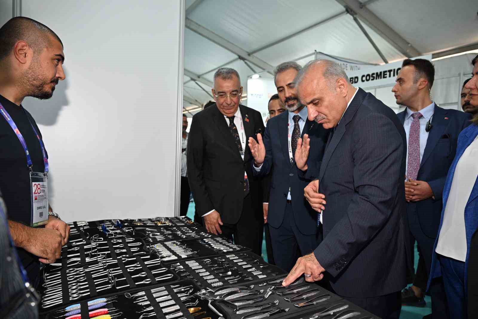 Diyarbakır’da 28. Uluslararası Diş Hekimliği Kongresi başladı