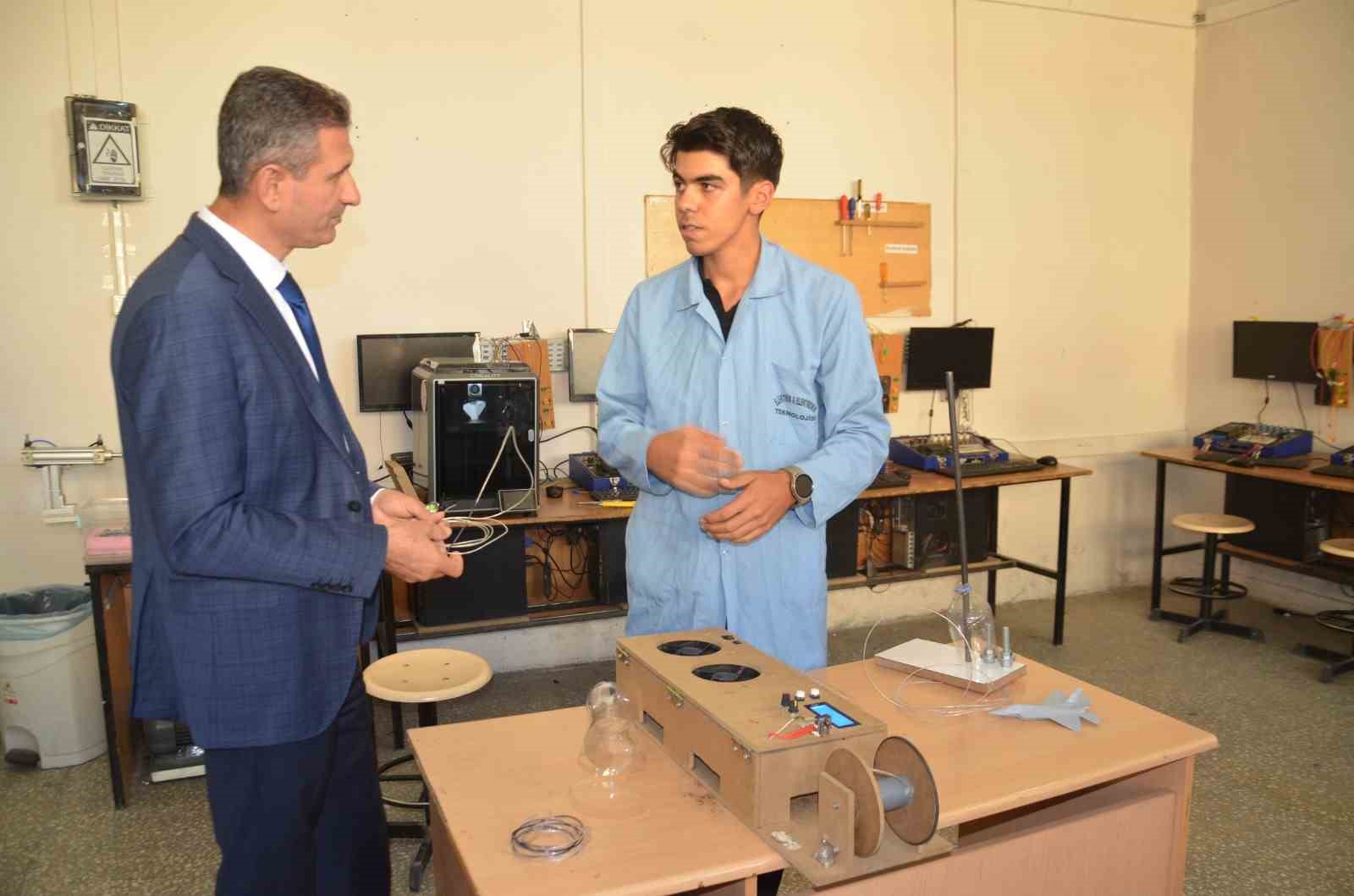 Muşlu öğrenci ‘Sıfır Atık Yarışması’nda Türkiye üçüncüsü oldu