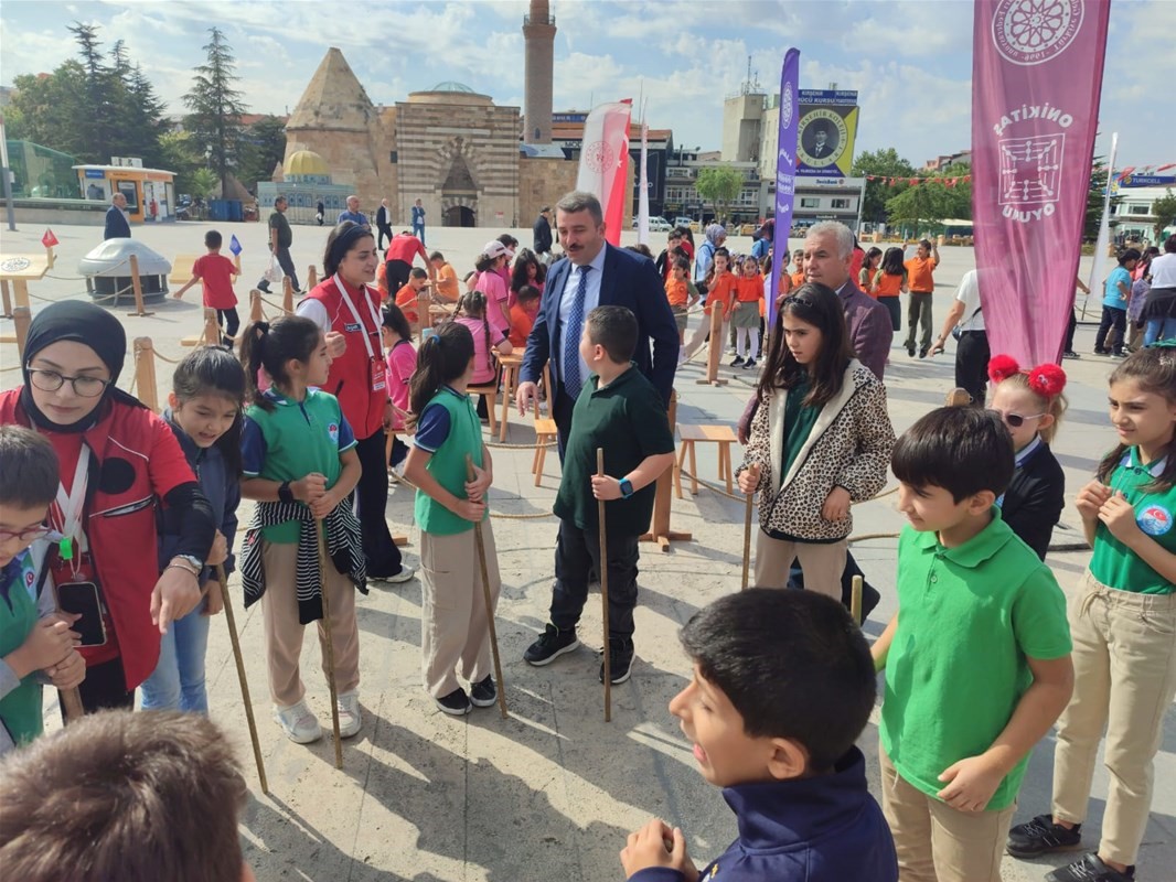 Kırşehir’de Geleneksel Oyunlar Şöleni yapıldı