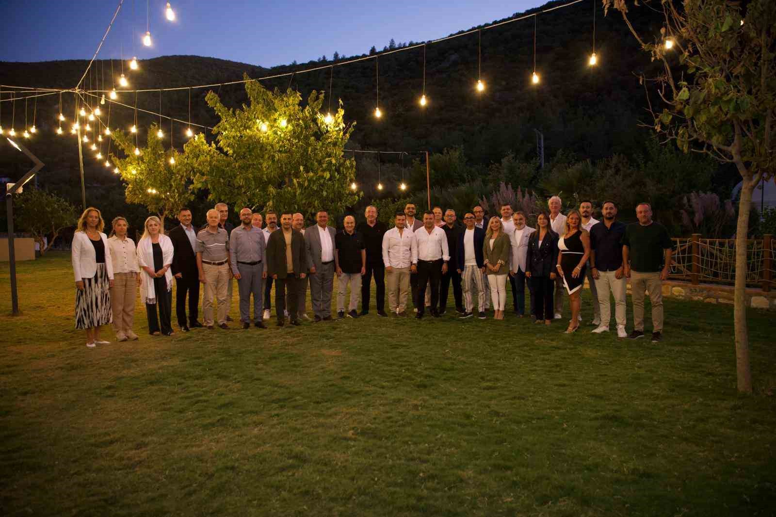 Başkan Günel "Birlikte güçlüyüz, turizmcilerimizin yanındayız"
