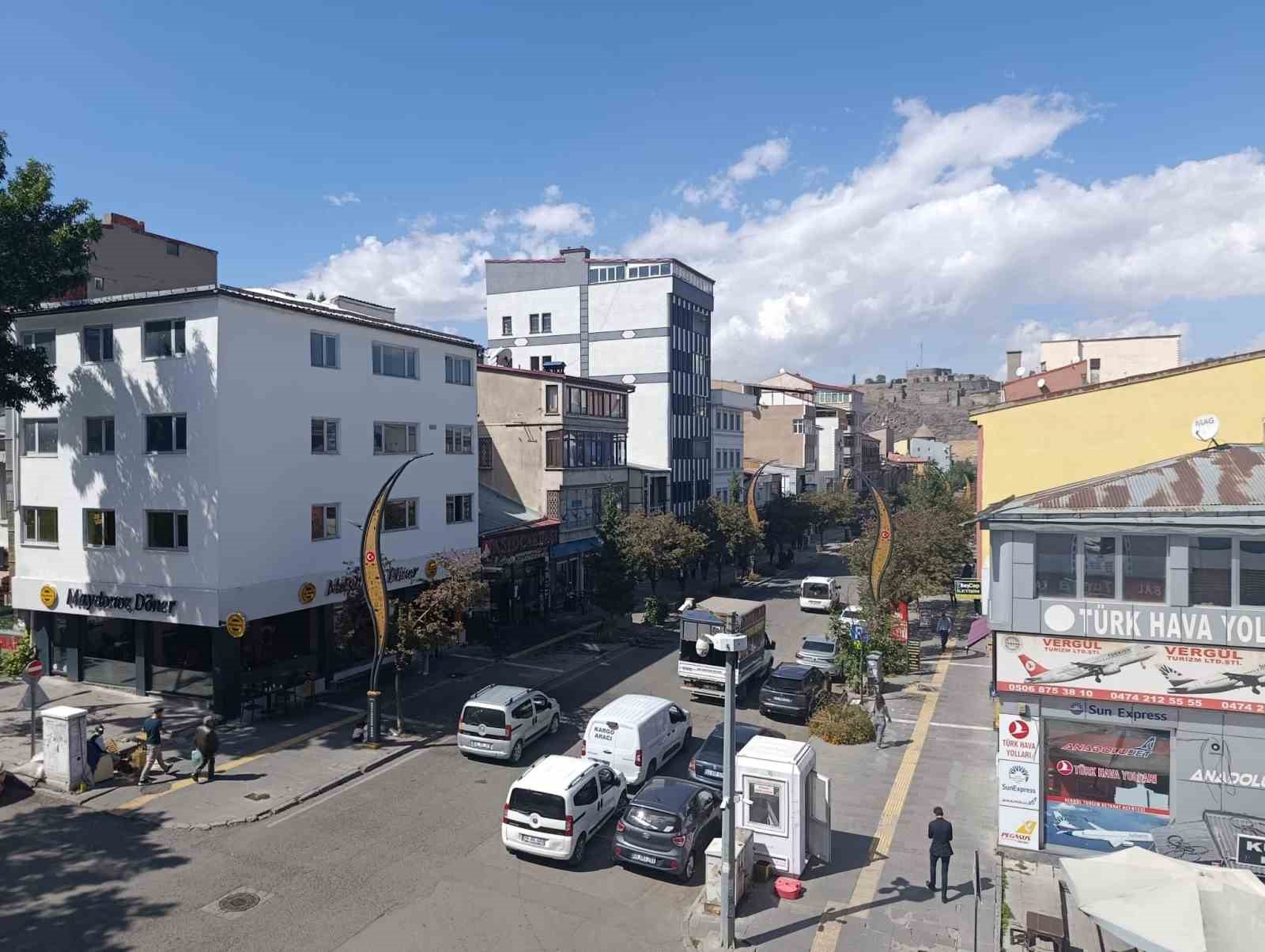 Kars’ta Ağustos ayı konut satışları açıklandı; 432 konut yeni sahibini buldu
