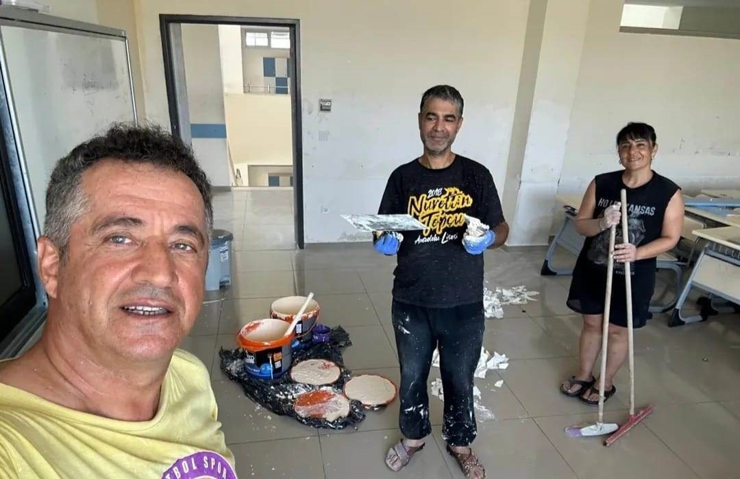 Okullarını el ele vererek yenilediler
