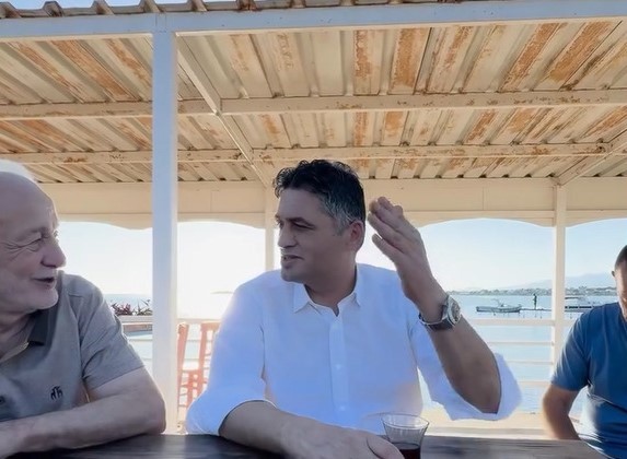 Başkan Acar’dan Tugay’a rest: "İnatlaşmaya gerek yok, biz yaparız"