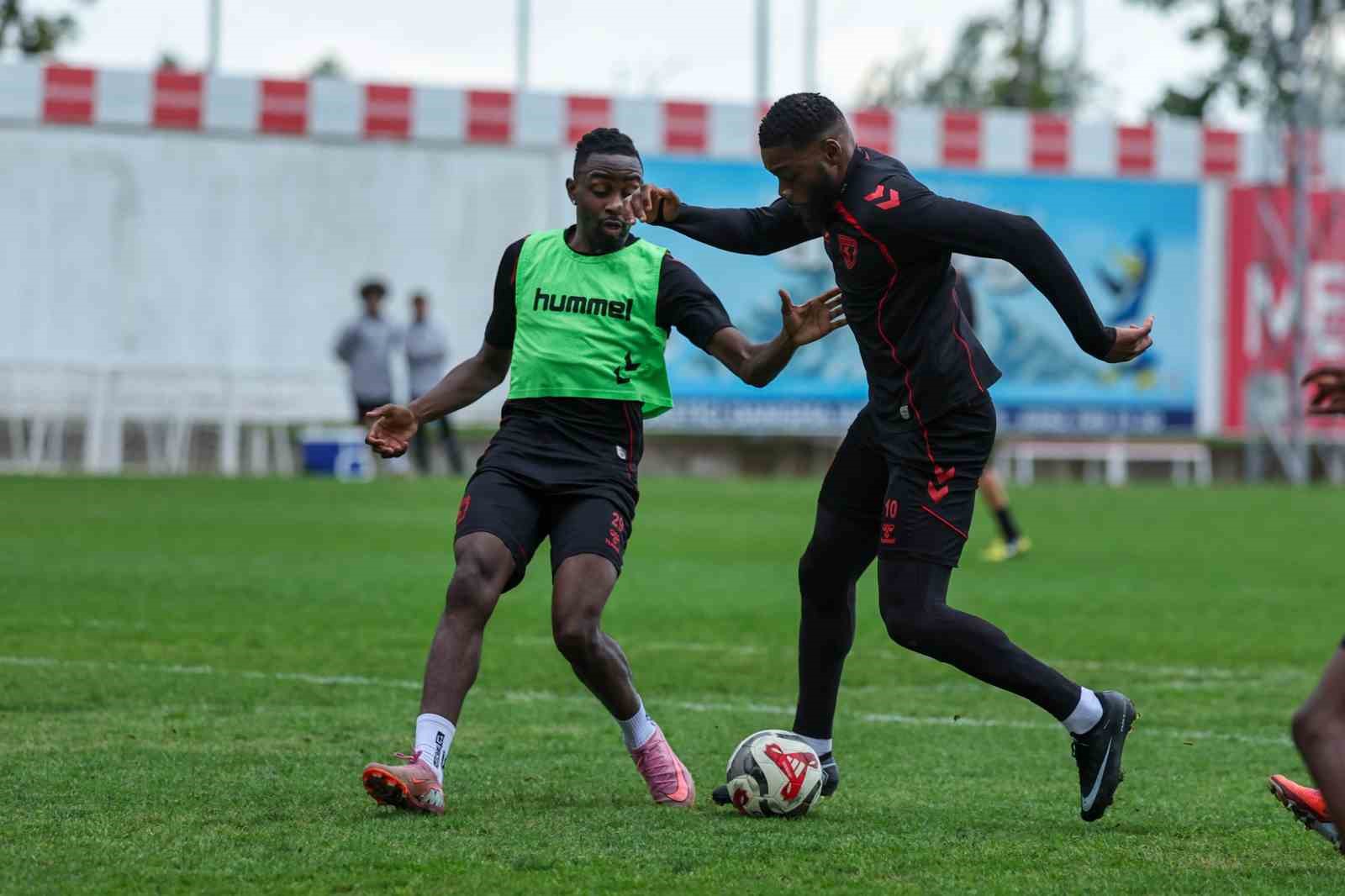 Samsunspor, Fatih Karagümrük karşısında 3 puan peşinde