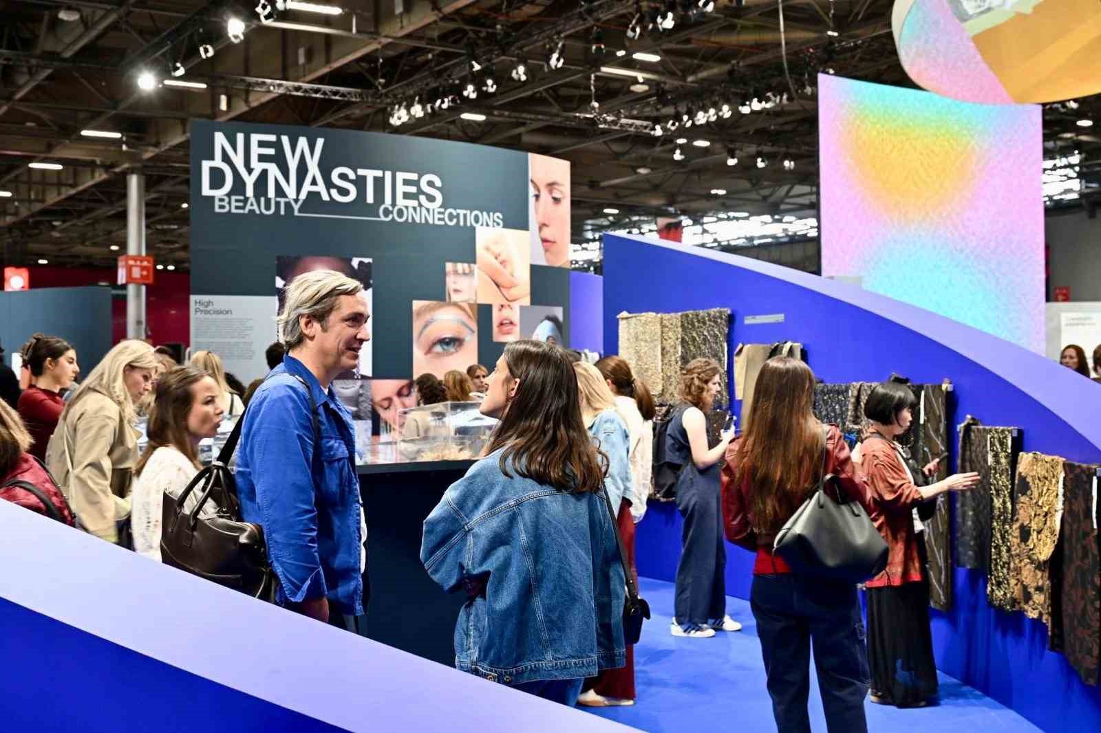 Bursa iş d&uuml;nyası Paris&rsquo;te Tekstil ve Moda Fuarları&rsquo;nda
