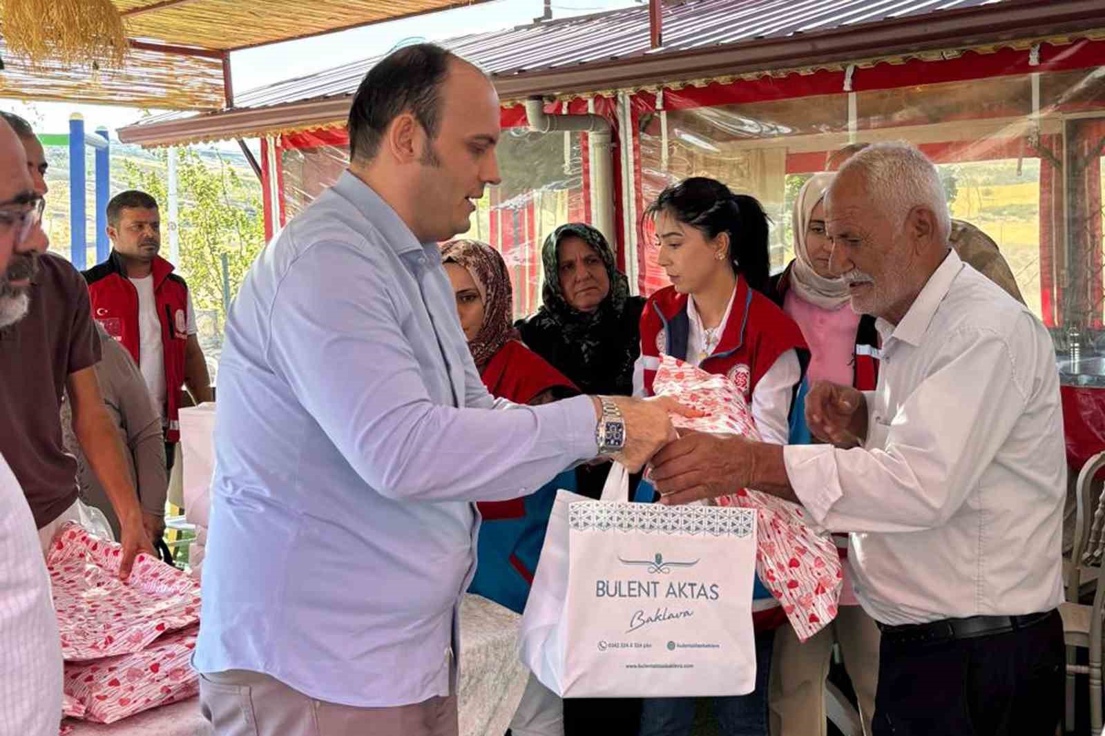 Araban Kaymakamı İşçimen, Arabanlı gazilerle yemekte buluştu