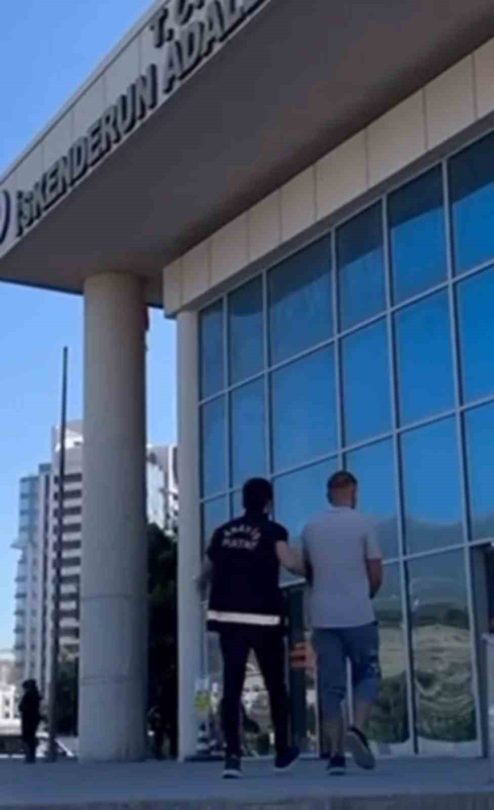 Hatay&rsquo;da asayiş operasyonu; 4 kişi tutuklandı
