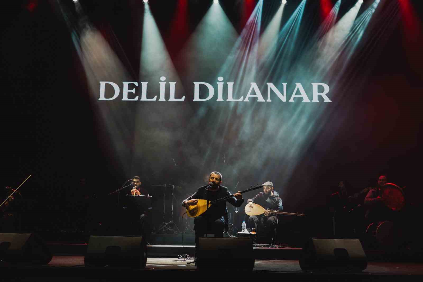 Bingöl’de "Bir Anadolu Şenliği" türkülerle devam etti