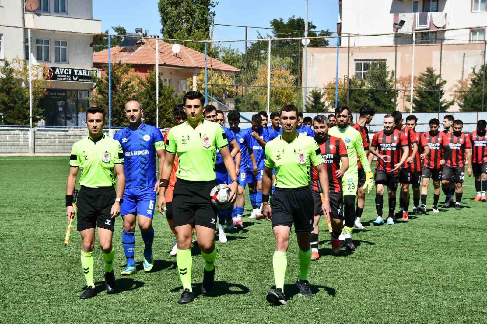 Tomarza Belediyespor A-Takımı ligin ilk maçında berabere kaldı