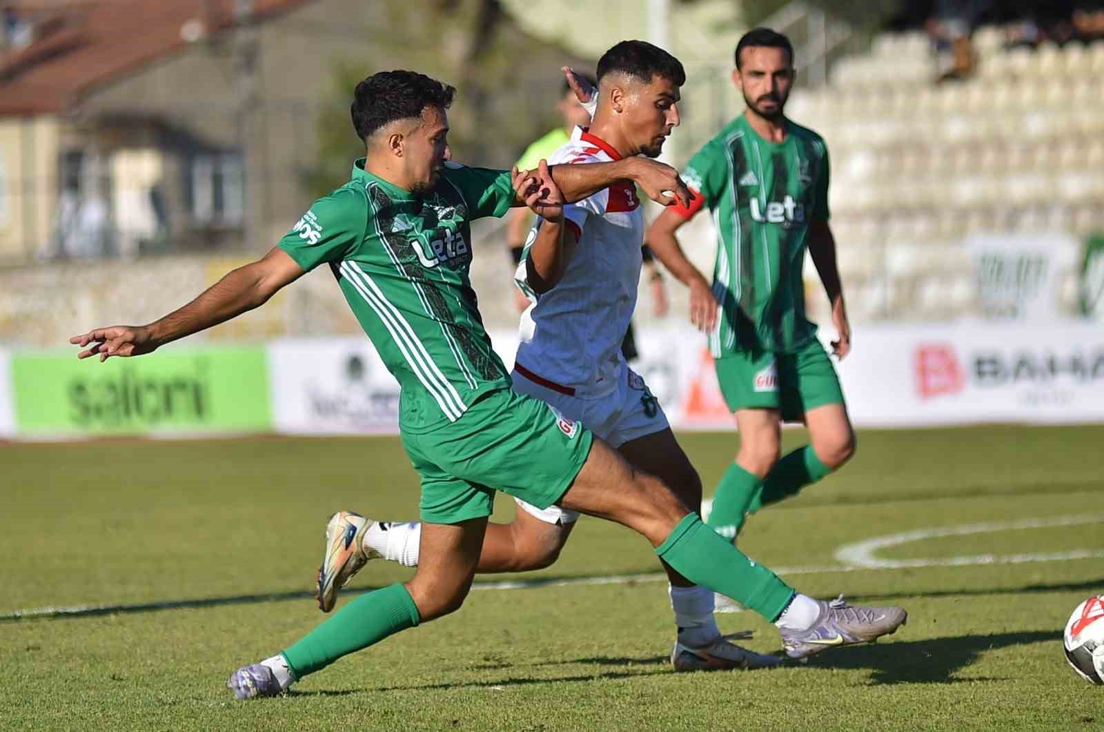 Kafkasspor evinde Yalova FK 77’ye 3-1 mağlup oldu