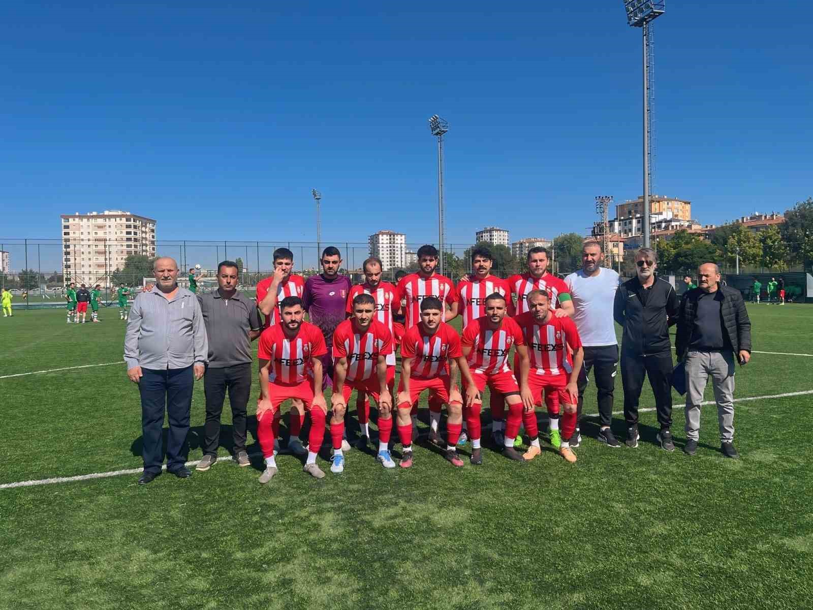 Kayseri Süper Amatör Küme: Kayseri Şekerspor: 2 - Özvatanspor:2