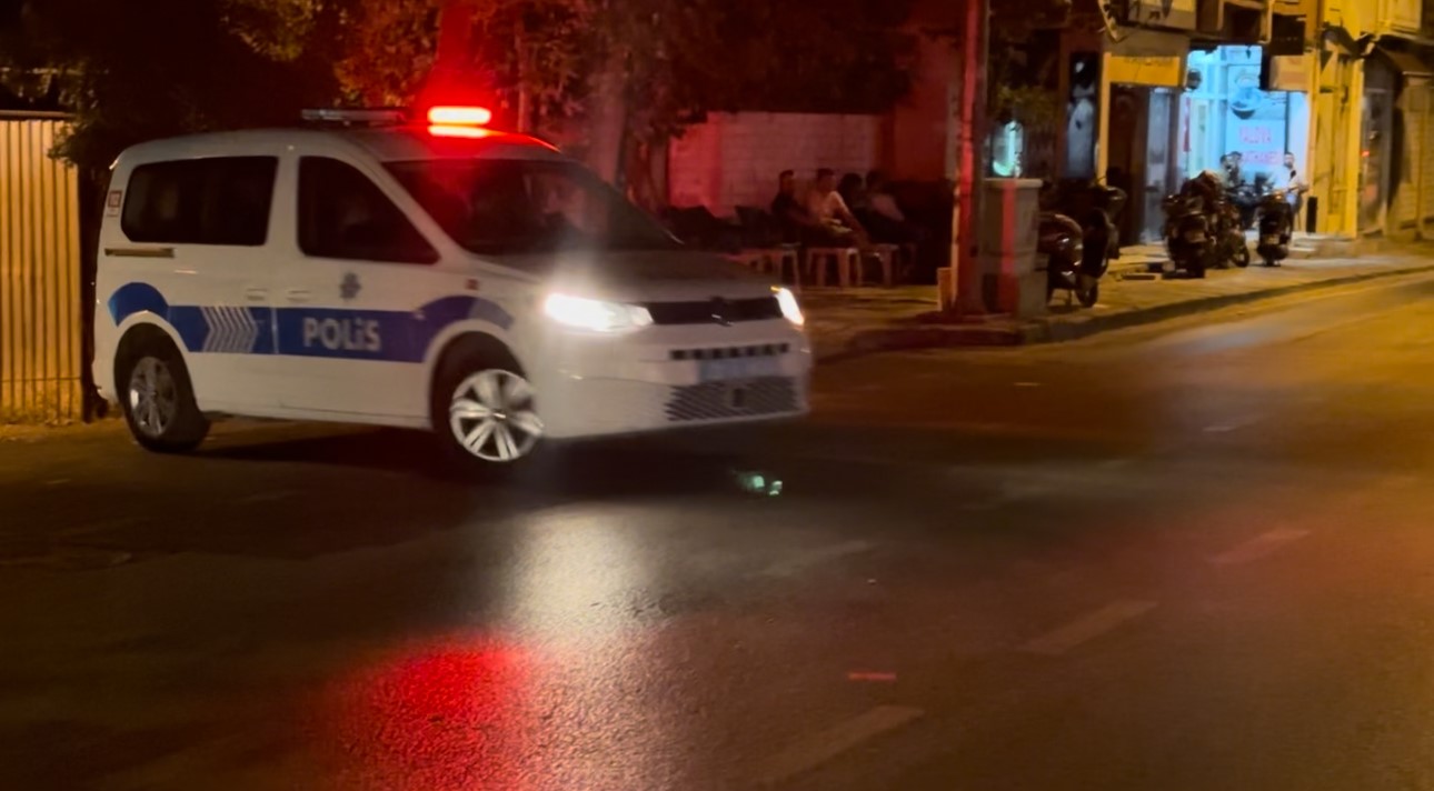 Edirne’de otomobilin çarptığı adam yaralandı