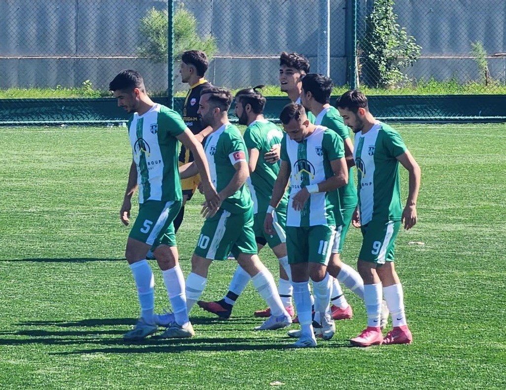 Argıncıkspor sezona galibiyetle başladı
