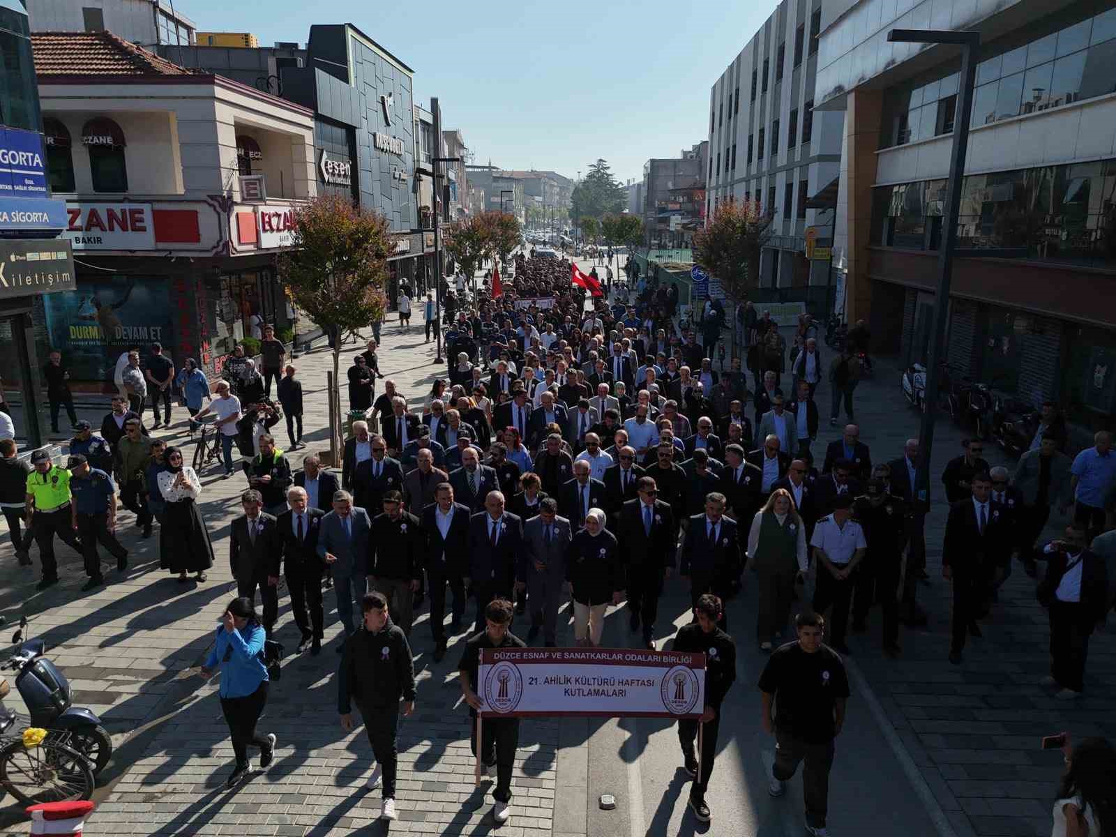 D&uuml;zce&rsquo;de 21. Ahilik Haftası coşku i&ccedil;inde kutlanıyor
