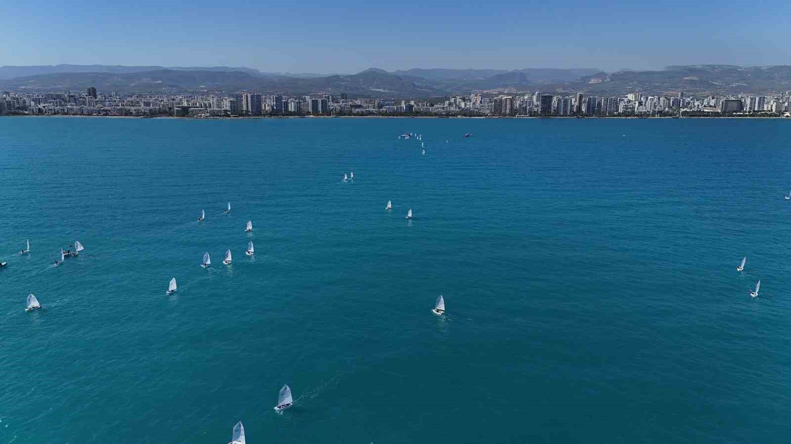 Mersin’de Anadolu Yelken Ligi finali heyecan dolu yarışlarla tamamlandı