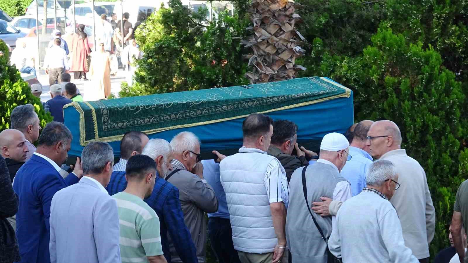 Ülkücü Erdem Şenocak, son yolculuğuna uğurlandı