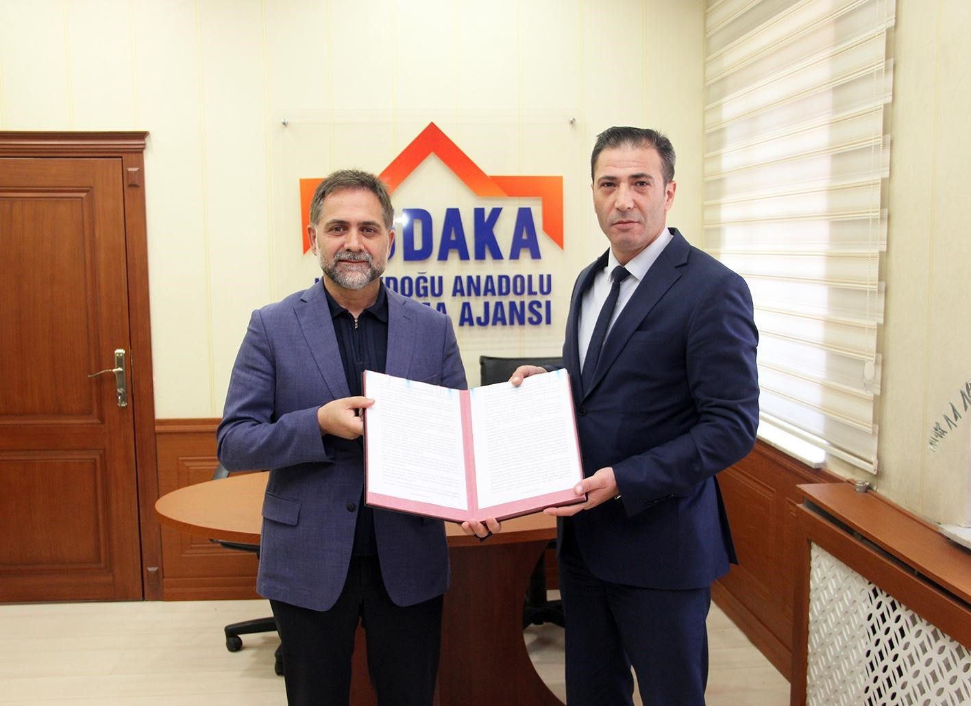 Yakutiye’de çevre dostu atık yönetimi için imzalar atıldı