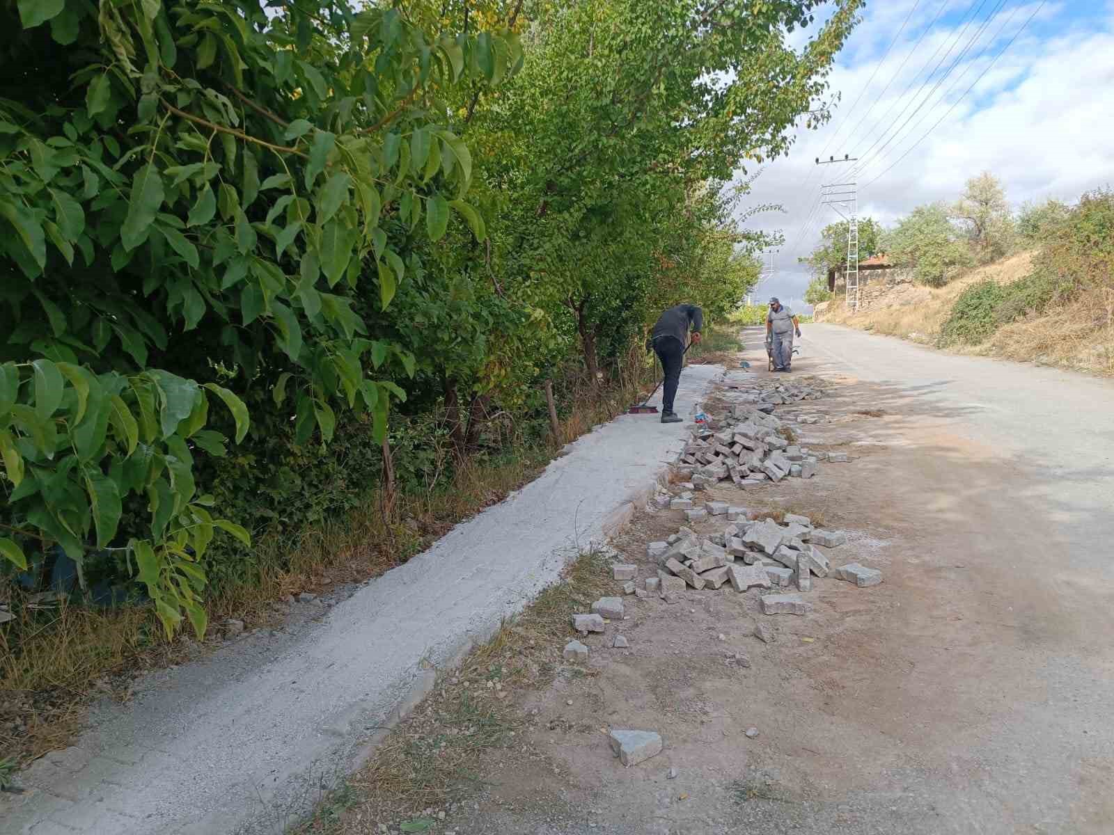 Bünyan’da altyapı ve yol çalışmaları hız kesmeden devam ediyor