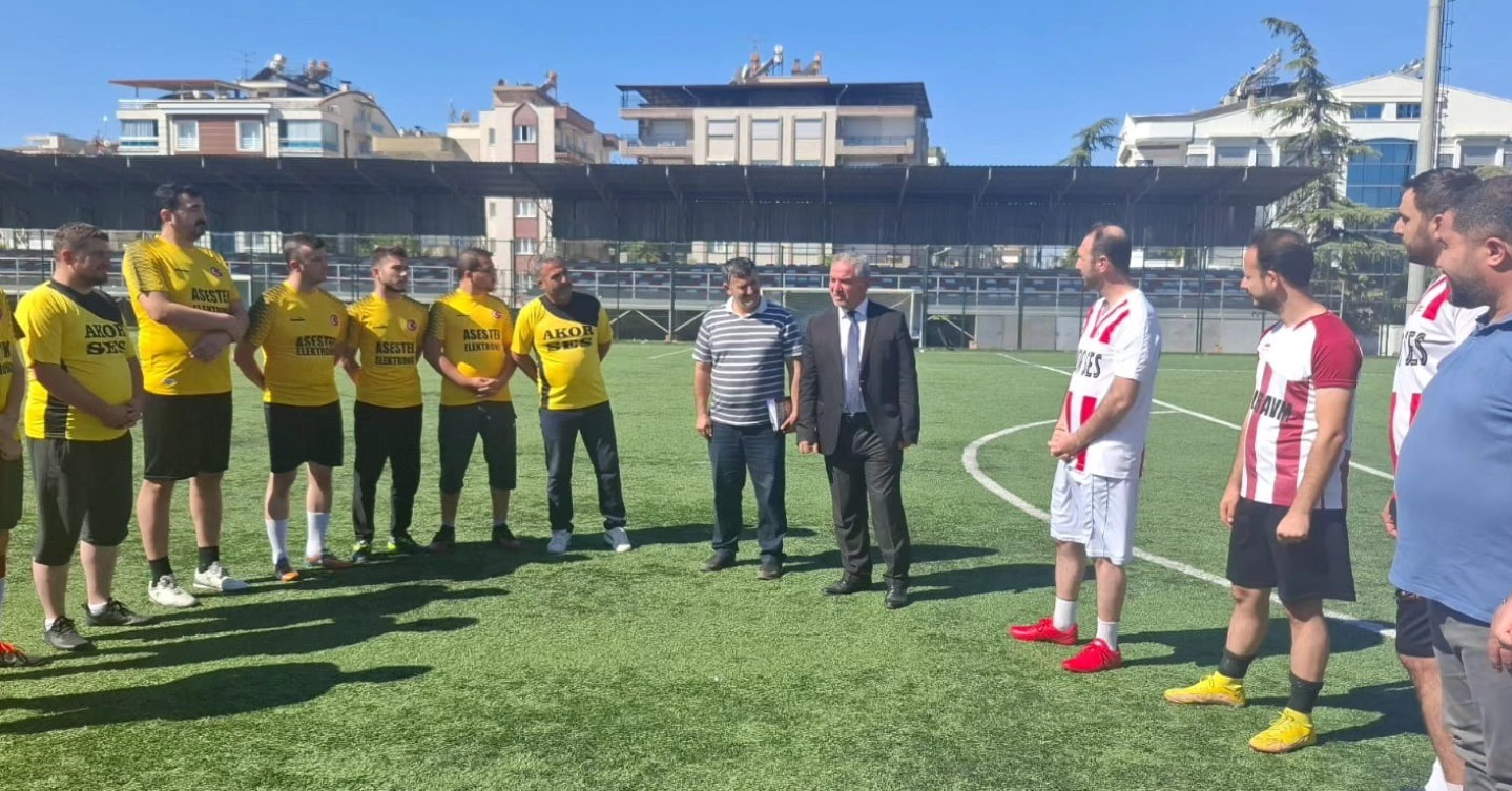 Aydın&rsquo;da imamlar yeşil sahada buluştu
